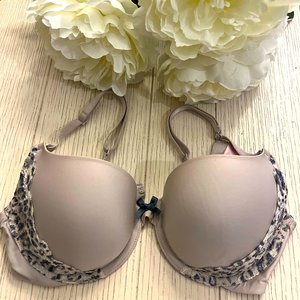 Victoria’s Secret Bra